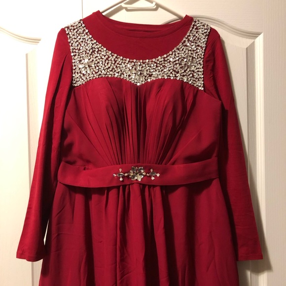Red Sleeveless & Long Sleeve Prom/Bridesmaids/Formal Floor Length Gown - Picture 2 of 10